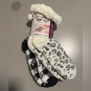 Muk Luk Cabin Socks Size L/XL 2pk  Black & Ivory Plaid and Animal Print